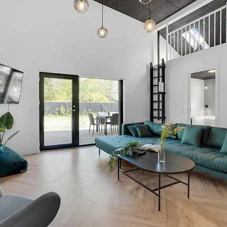 Holiday home Beautiful In With Kitchen