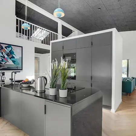 Beautiful In With Kitchen