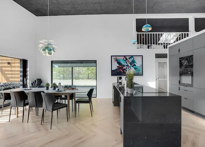 Beautiful In With Kitchen * Бёркоп